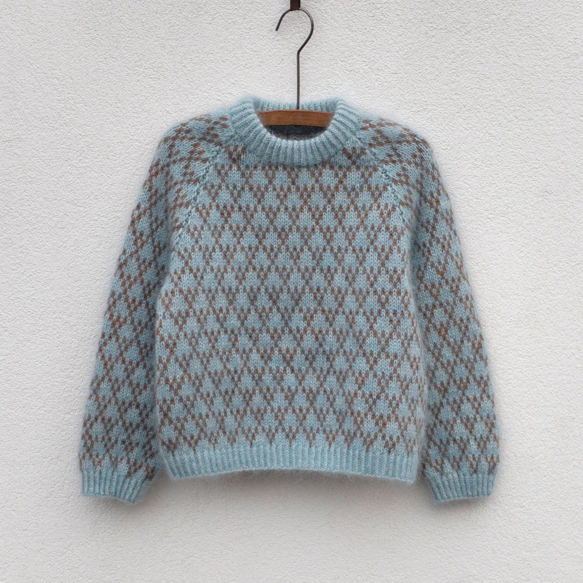 Ravelry: Ribbed Jumper pattern by Anne Ventzel